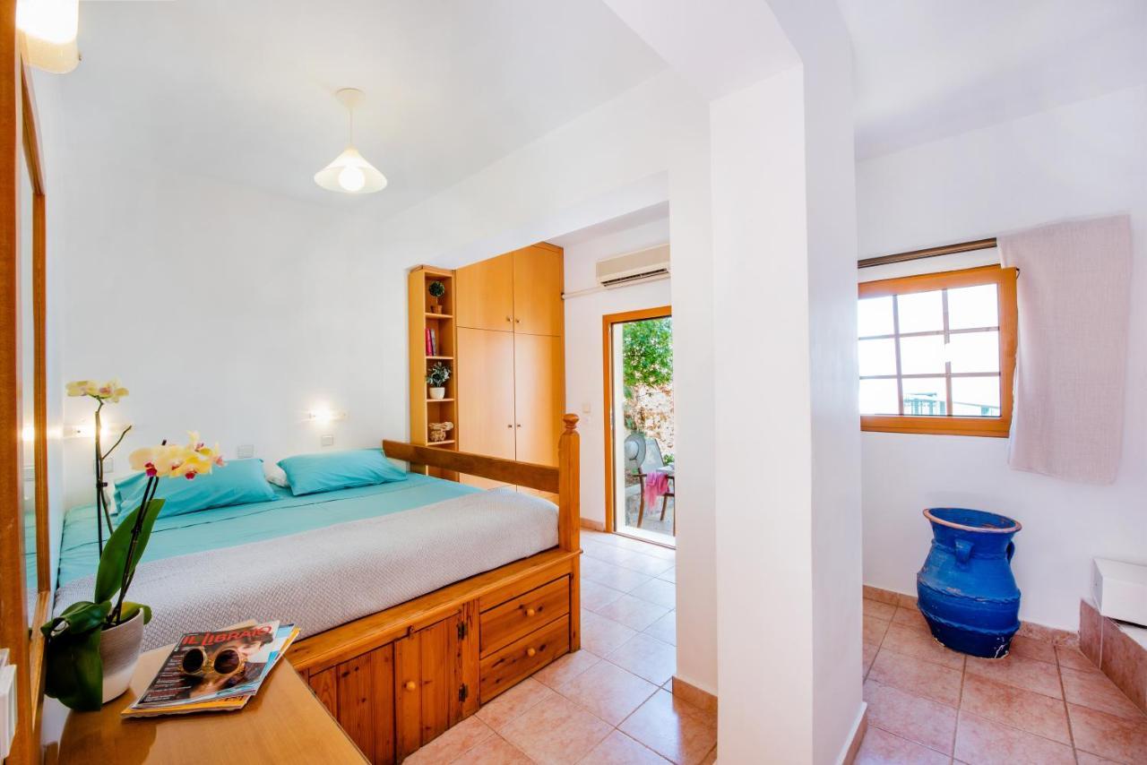 Krana Hotel Líndos Екстериор снимка