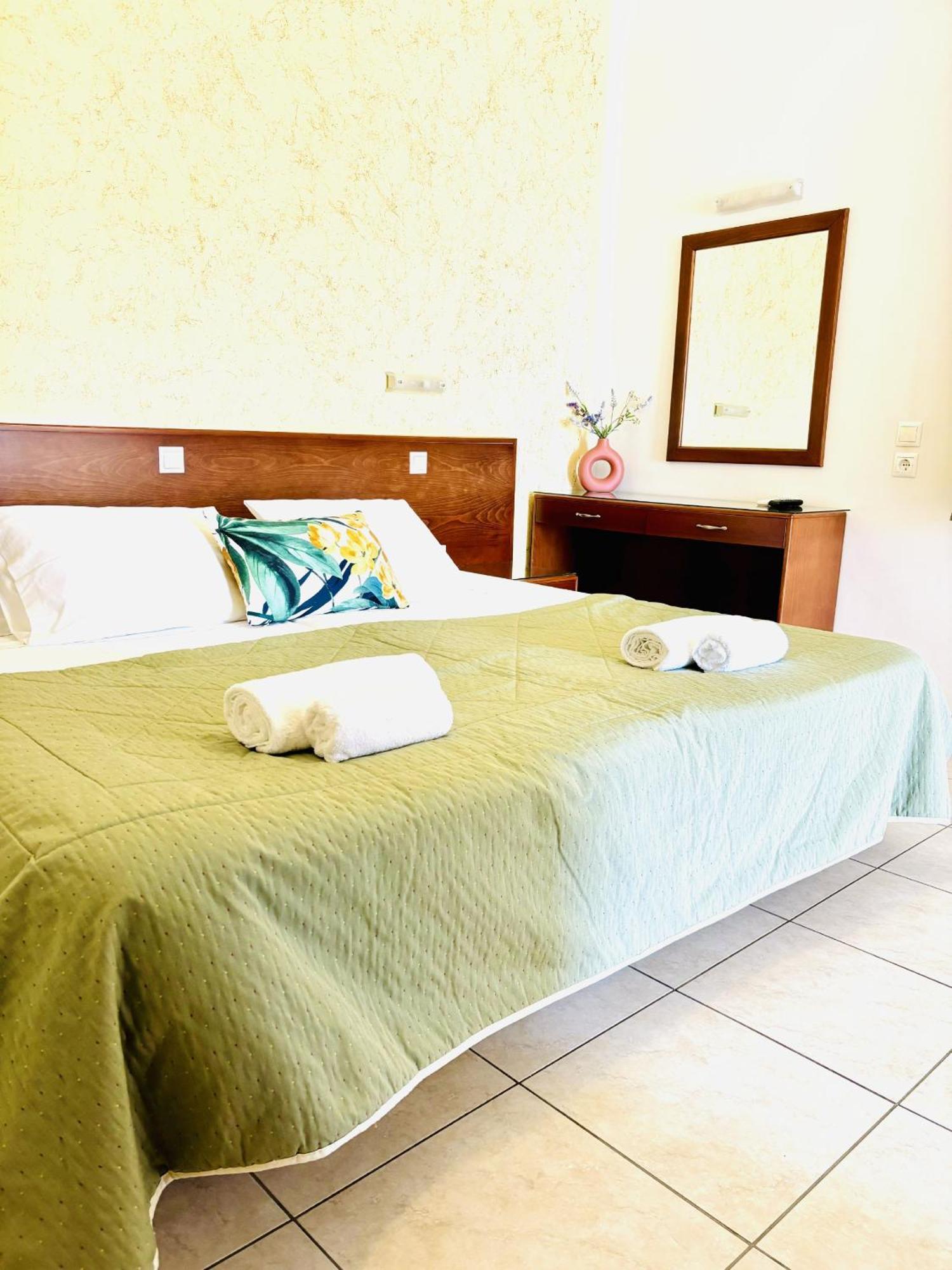 Krana Hotel Líndos Екстериор снимка